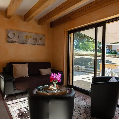 Maison Perigourdine Avec Piscine Chauffee, Jardin Et Equipements Enfants, Proche Du Bugue - Fr-1-616-115